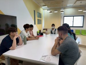 114-2 English Café 0512 (2)