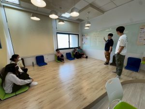114-2 English Café 0512 (4)