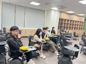 LINE_ALBUM_113-2美國文化體驗_250514_1