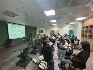 LINE_ALBUM_114-1 日本食文化與零食發展_251209_10